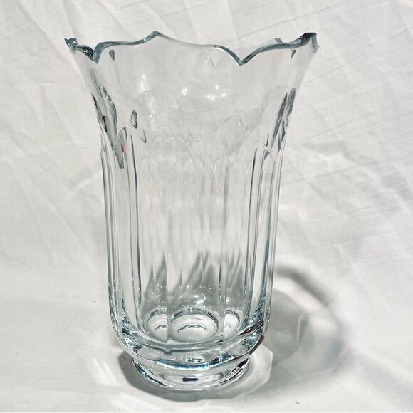 Vintage Cartier Tulip Vase from 1970's 8.5 inch x 6.5 inches - Picture 10 of 10